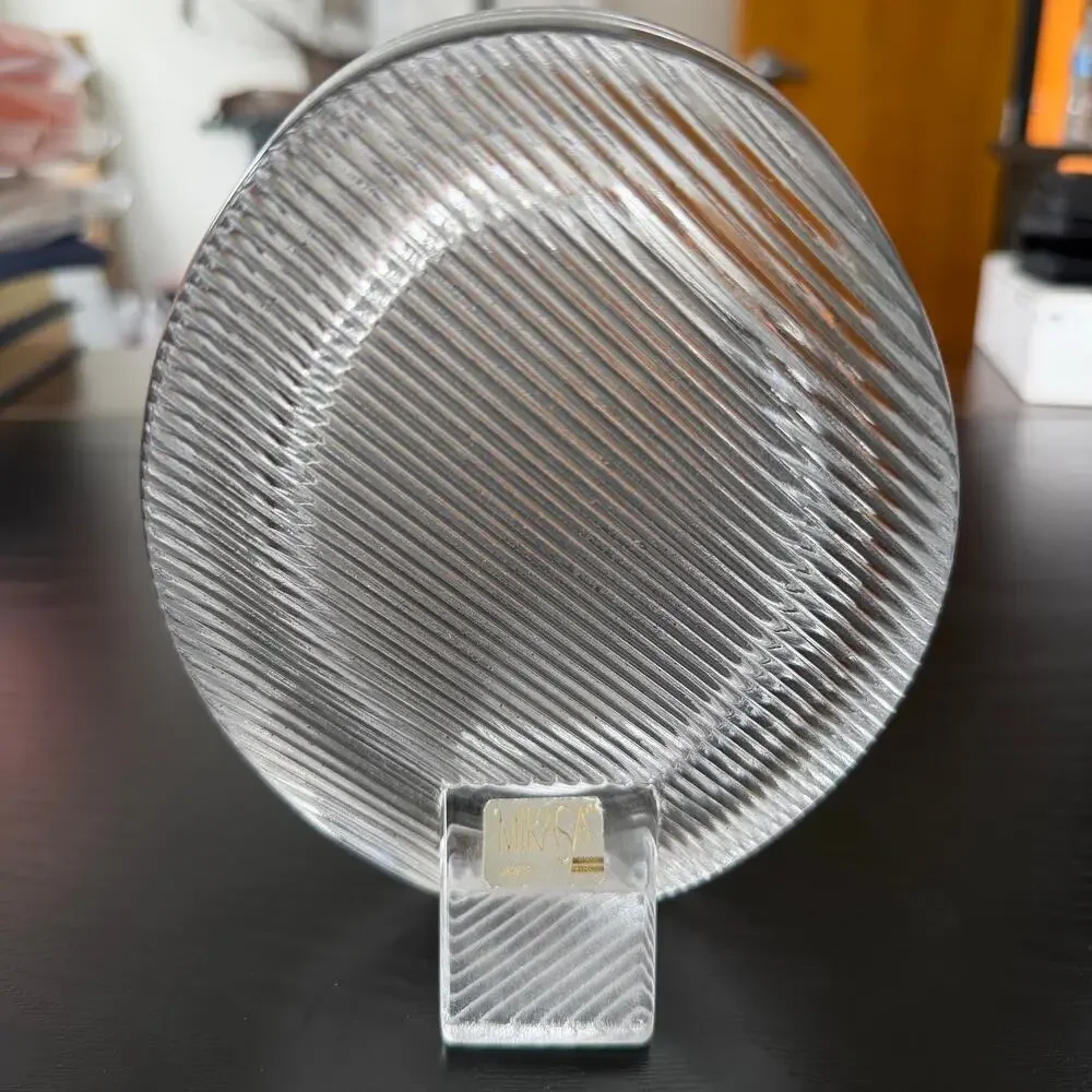 Mikasa Glass Striped Oval Picture Frame 6”x5” READ
